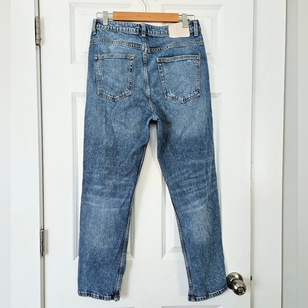 Zara High-Rise Distressed Casual Straight Skinny Mom Jeans Sz 10 - Picture 4 of 7